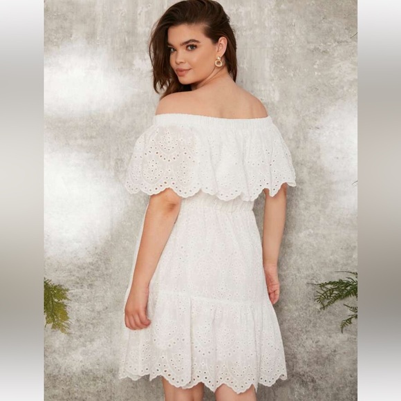 SHEIN plus woman’s off the shoulder foldover front schiffy white dress sz 1XL - Picture 4 of 16